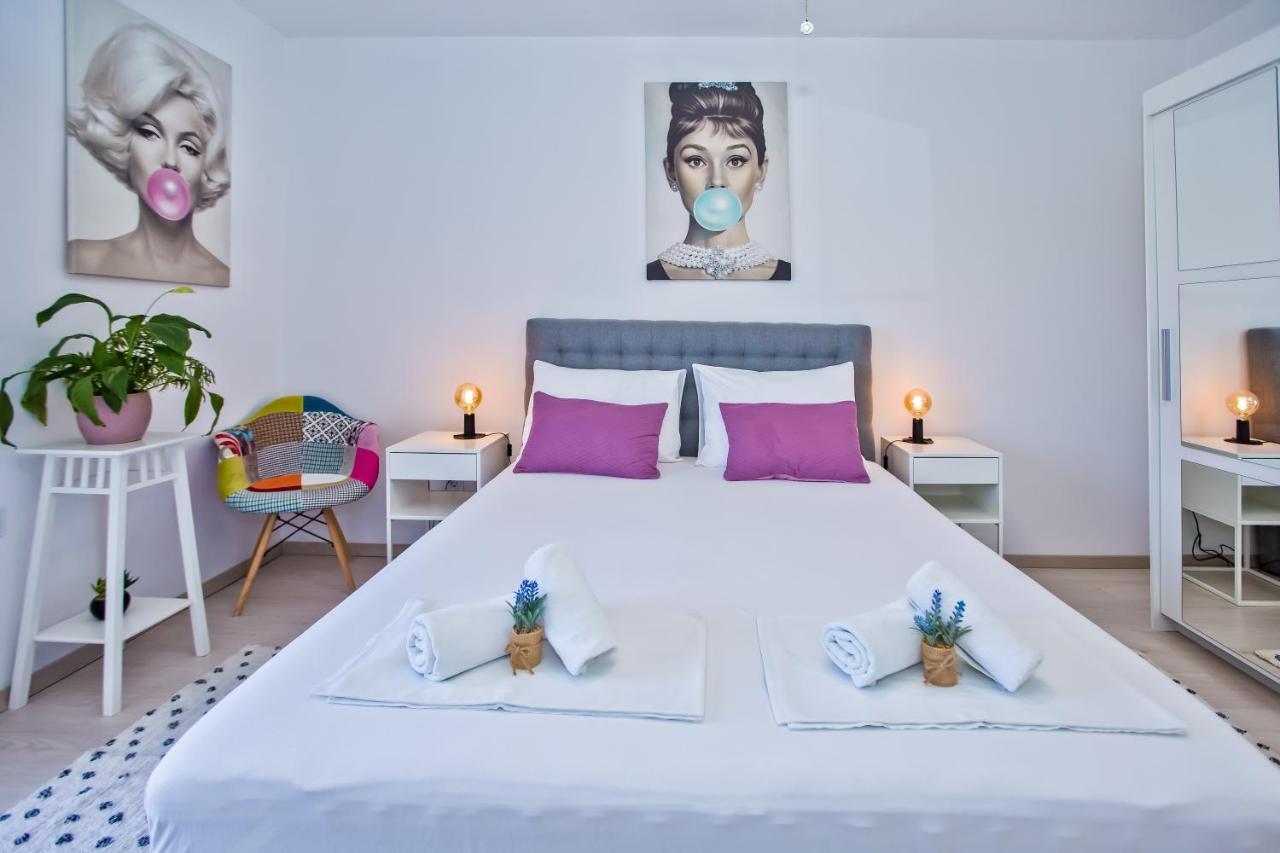 Apartments And Rooms Marija Hvar Town Exterior photo